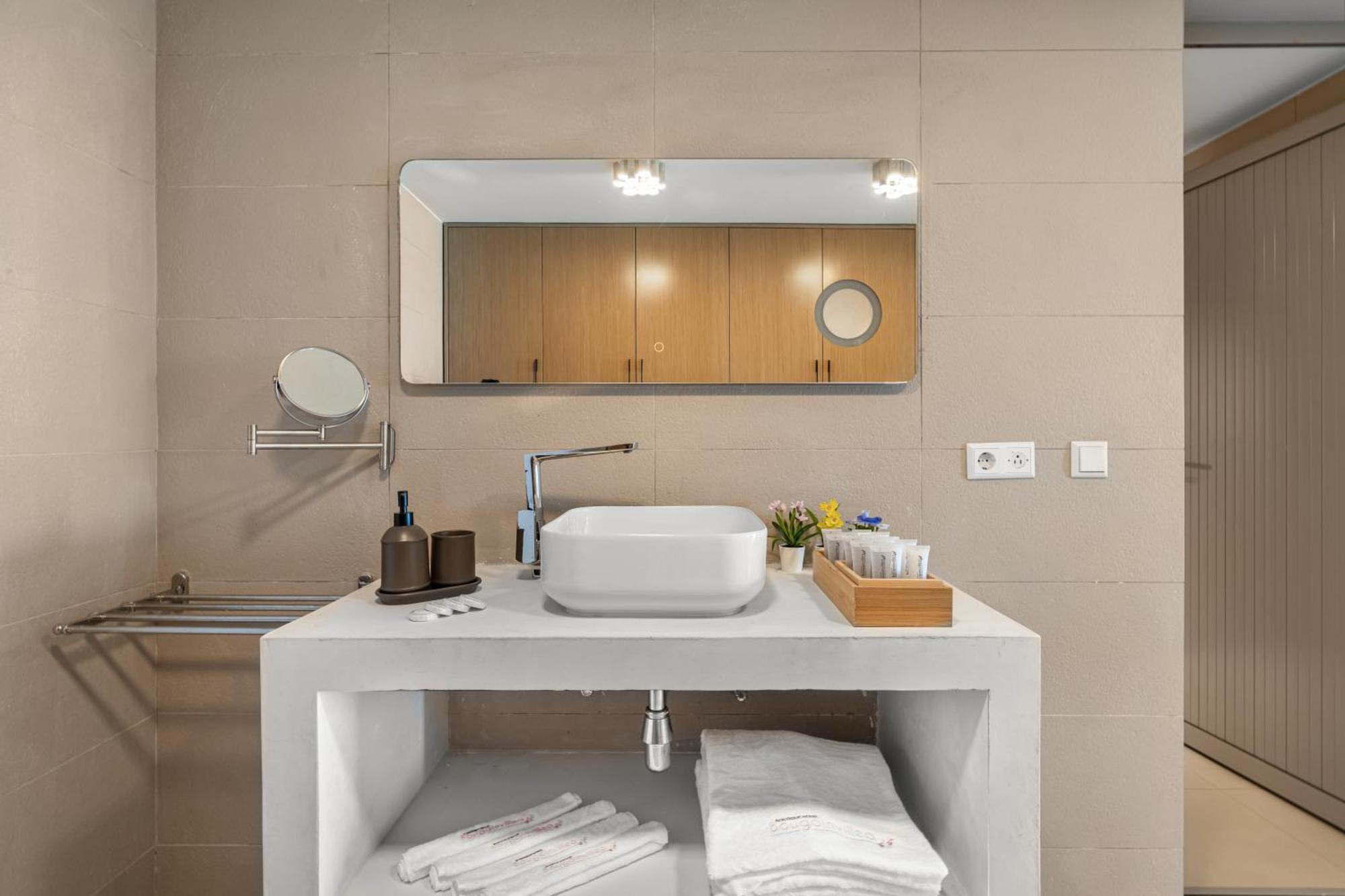 Boutique Hotel Bougainvillea 크랄렌데이크 외부 사진